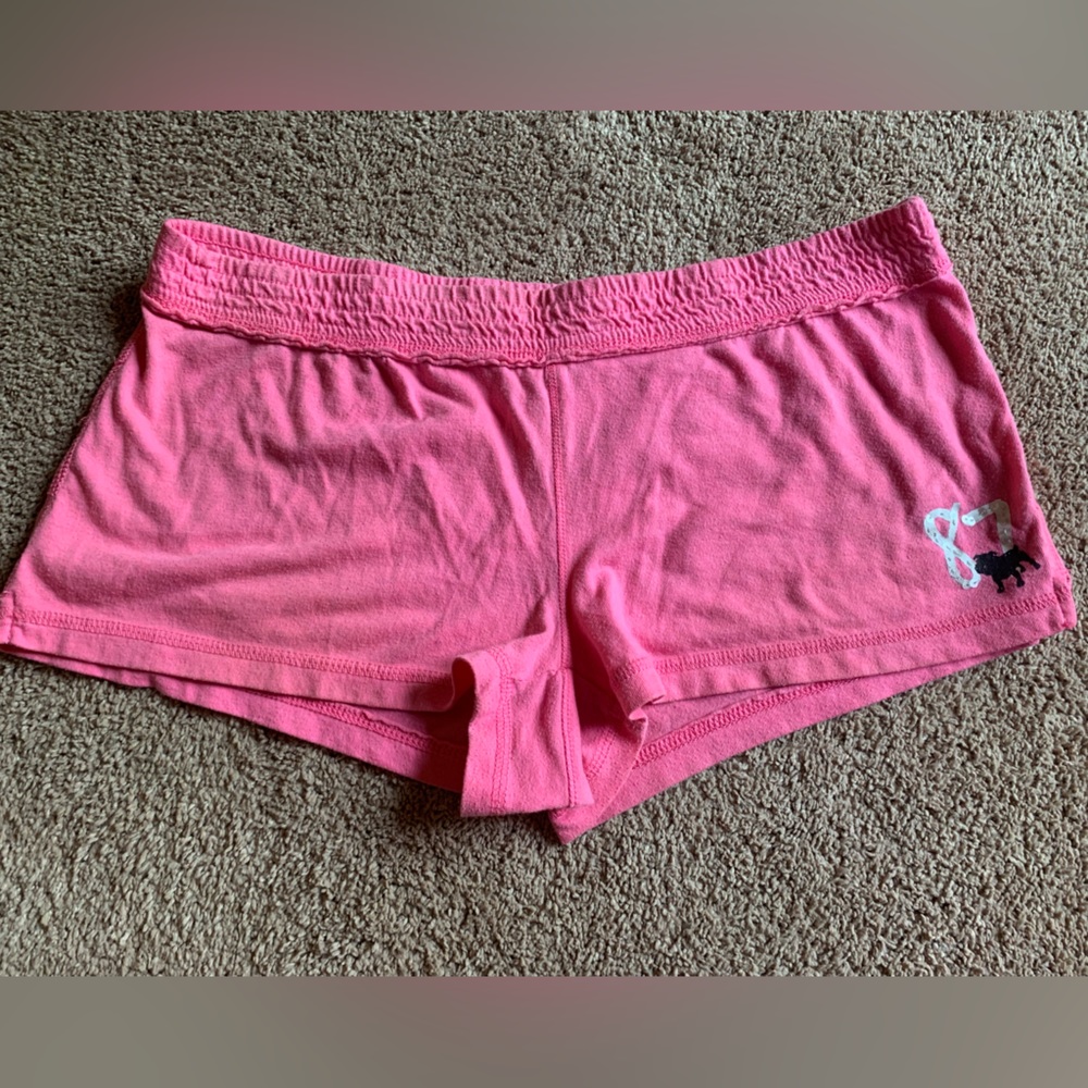 Women’s Aero lounge shorts small pink